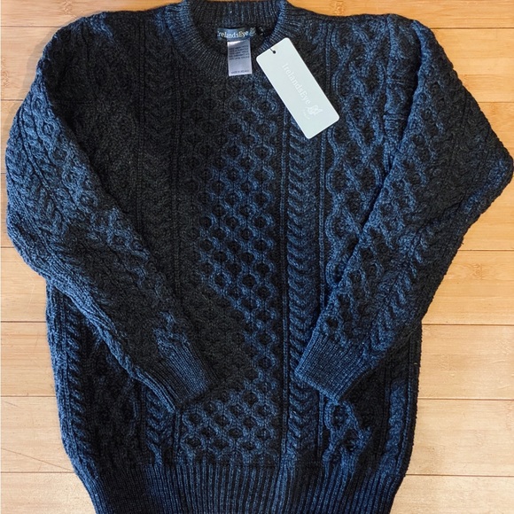 Irelands Eye: Blasket Honeycomb Stitch Womens Aran Sweater in Graphite NWT - Picture 4 of 5